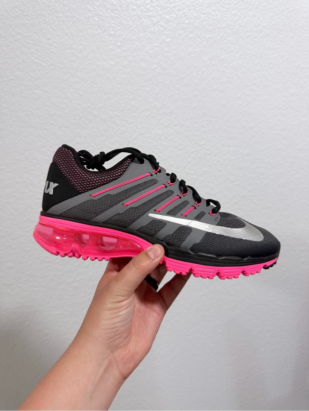 Nike Women's Black and Pink Airmax
